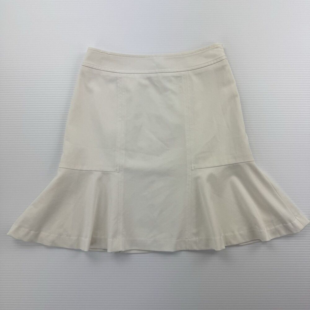 White House Black Market Ecru Ivory Flounce Hem Skirt Size 00 Lined Mini - Picture 2 of 10